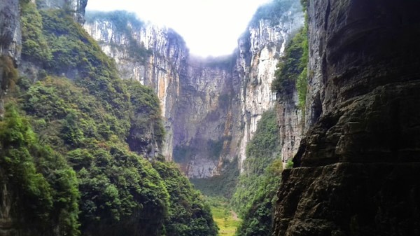 重庆武隆天生三桥龙水峡地缝跟团游攻略