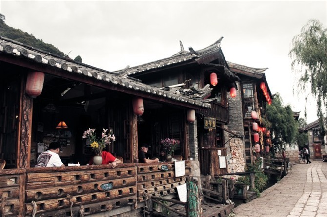 昆明腾冲瑞丽芒市双飞6日品质温泉SPA