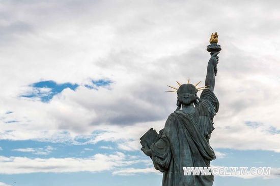 先睹为快!世界12大旅游胜地背面照